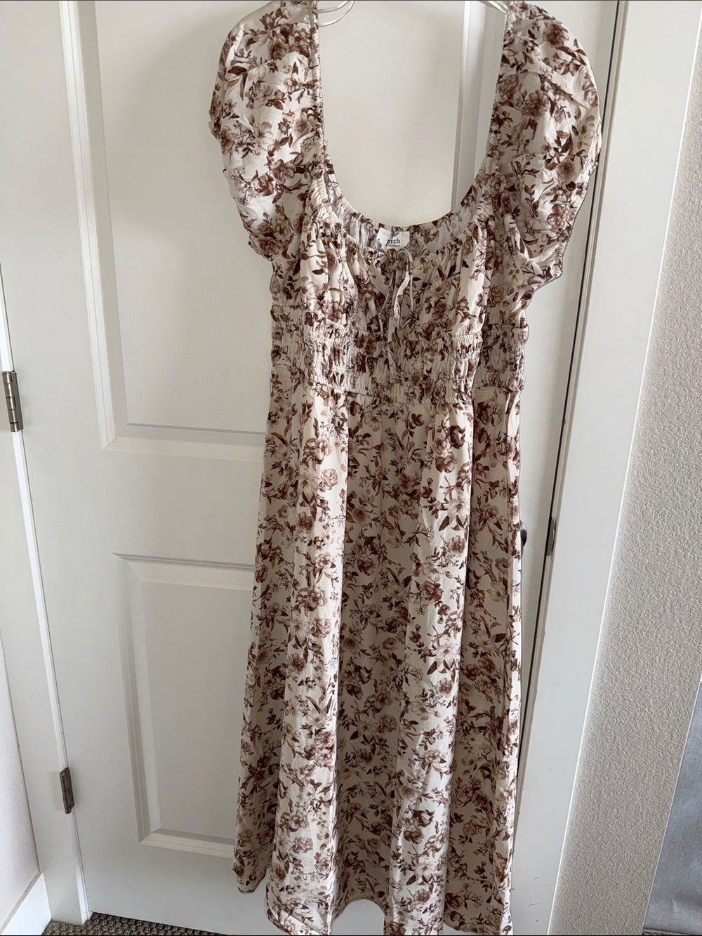 Floral Puff-Sleeve Midi Dress in Cream and Brown